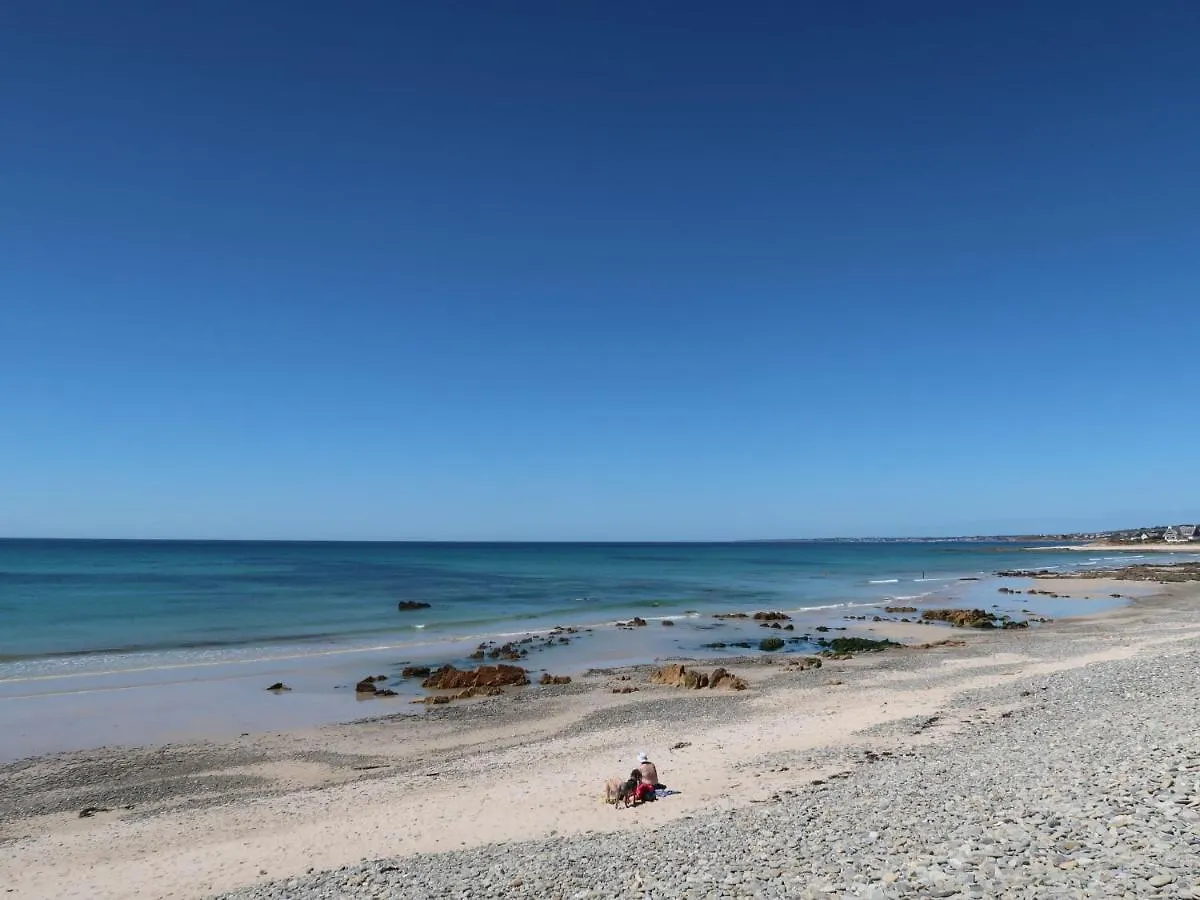 Holiday Home Balades Au Bord De L'Eau By Interhome Plozévet